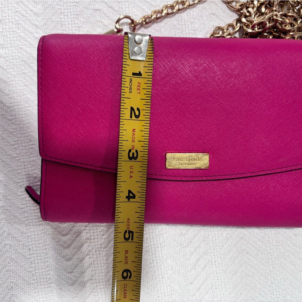 Kate Spade Magenta Crossbody Bag with Gold Chain - Picture 9 of 10